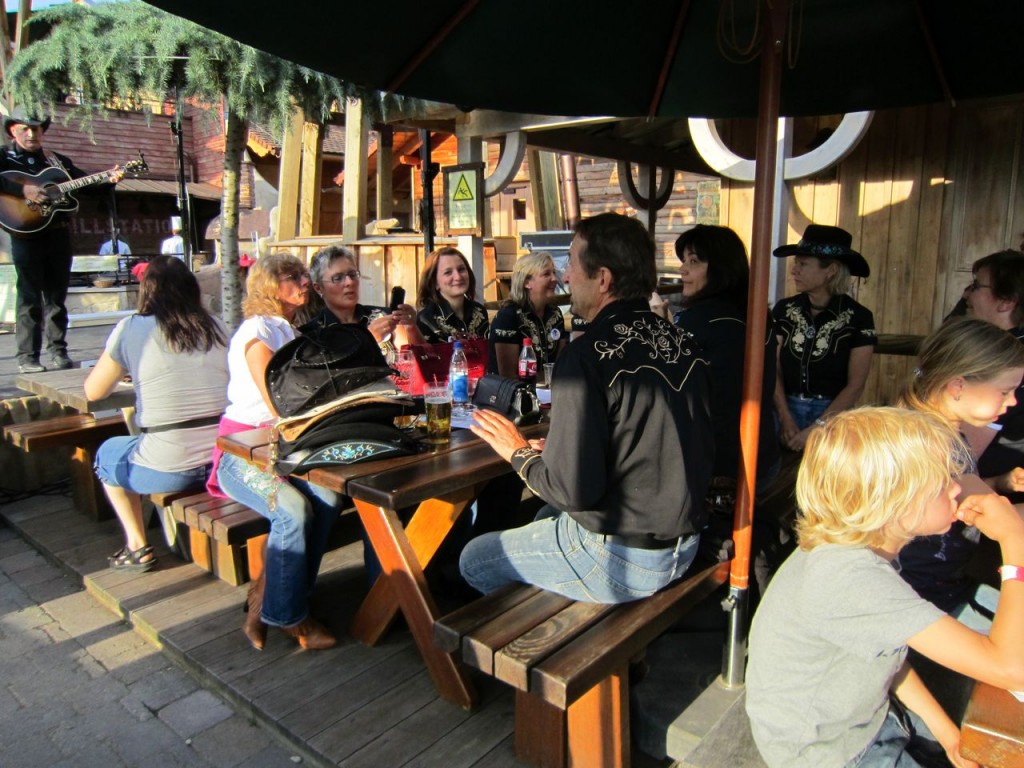 Stomper Rust Auftritt Tipidorf Europapark Rust : Linedance Stompers
